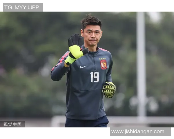 足球明星自粘弹性绷带助力运动员恢复与保护的完美选择